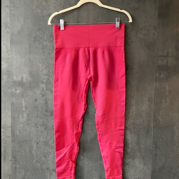 SET ACTIVE Pink Set - Picture 2 of 7